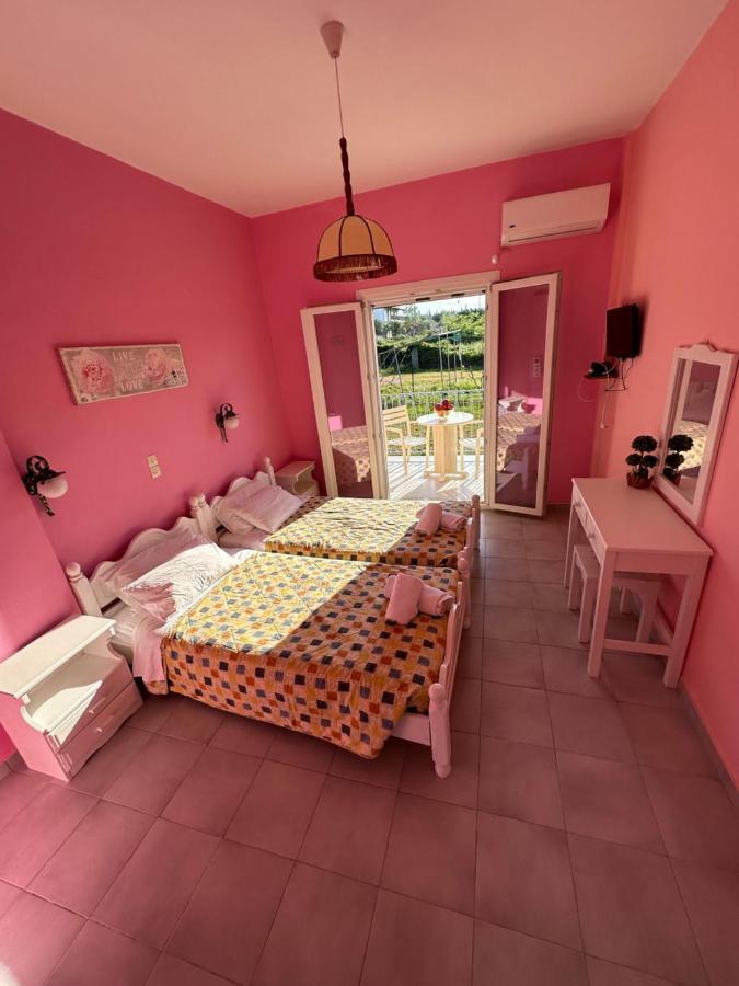 Telis Apartments One Roda  Luaran gambar